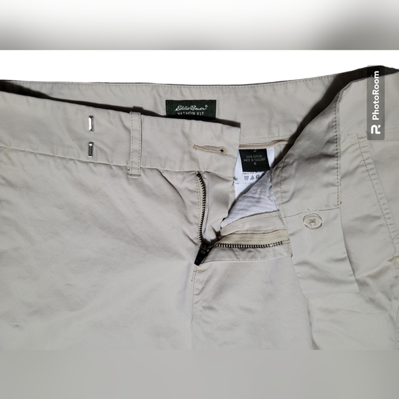 Eddie Bauer Vashion Fit‎ Khaki Cotton Capris, size 6 - Picture 6 of 9